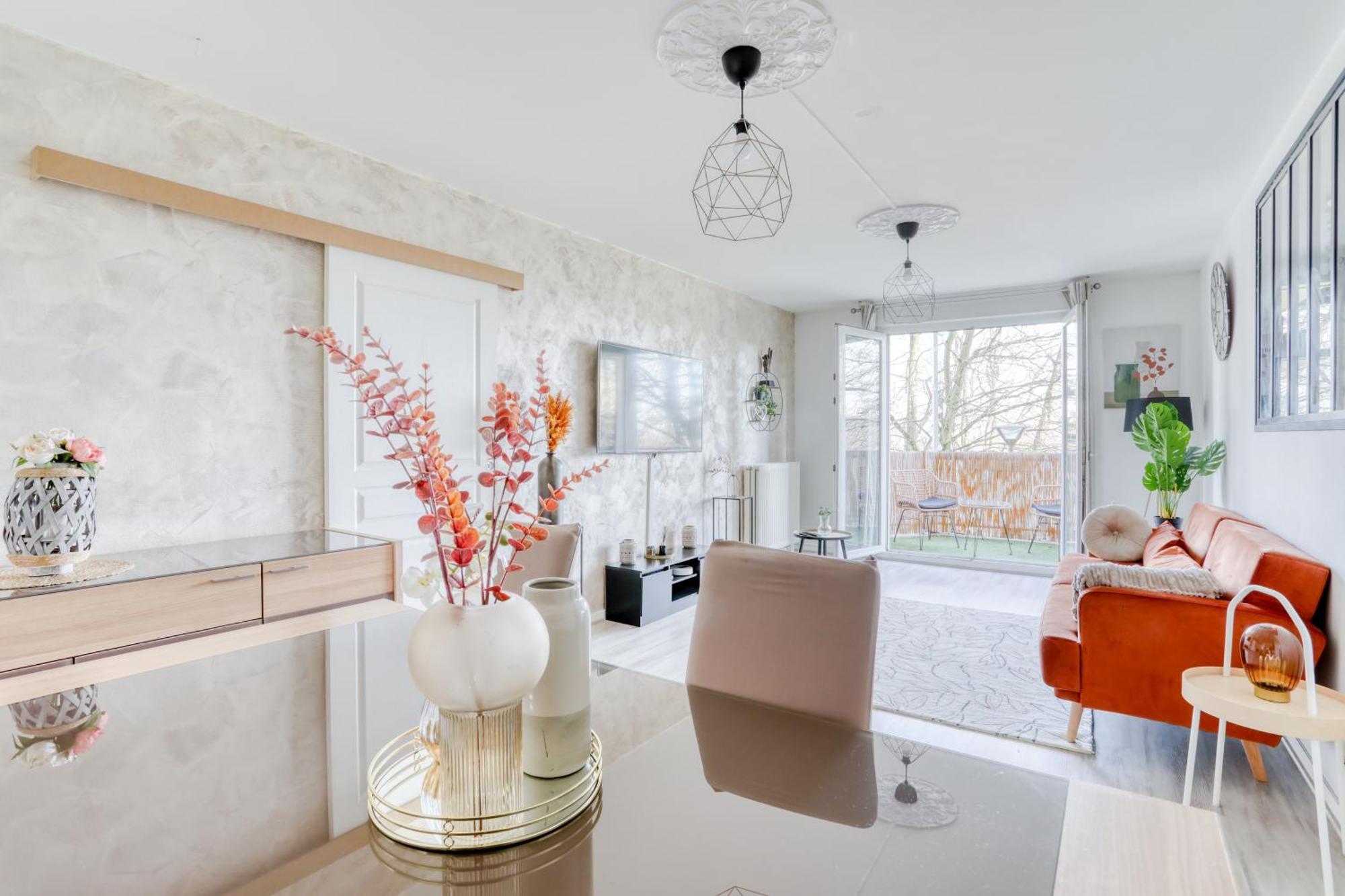 Le Warm Cocon - Spacieux T3 - 5 Personnes - Wifi Et Parking 호스니-쑤-부와 외부 사진